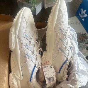 Adidas Ozweegos sneakers